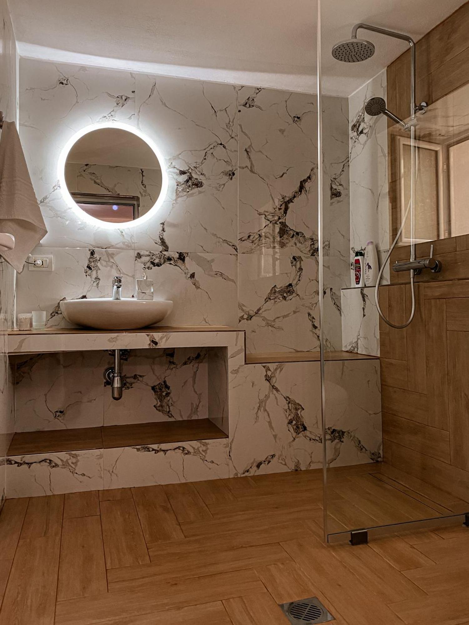 Guest House Juald Gjirokastër 외부 사진